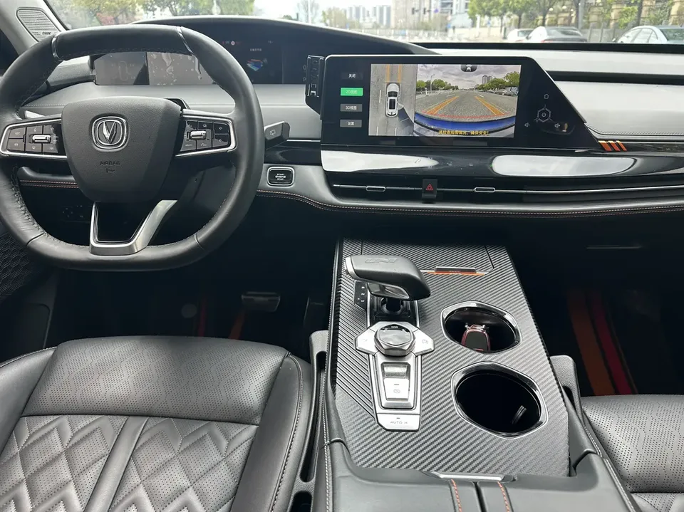 Changan UNI-K 2.0T Premium Edition 2022 — миниатюра 3