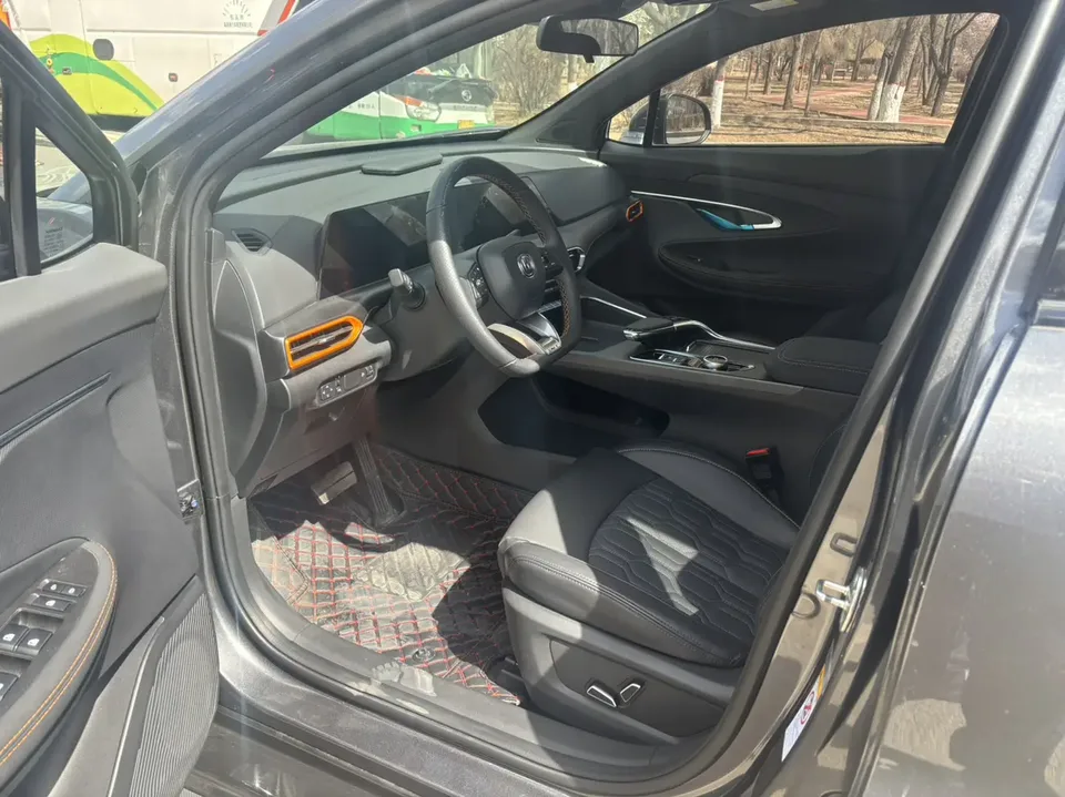 Changan UNI-T 1.5T Smart Pilot Edition 2022 — миниатюра 5