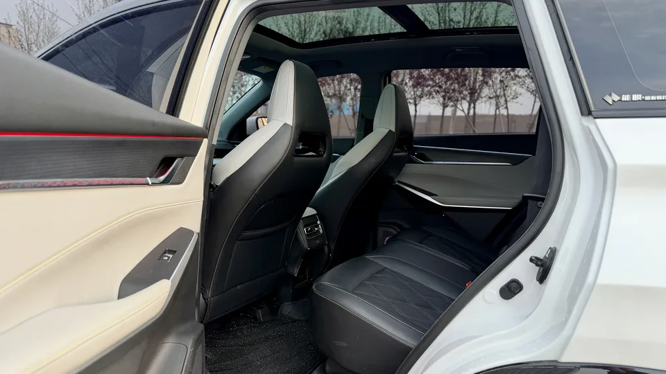 Changan CS75PLUS third generation 1.5T automatic pilot model 2024 — миниатюра 5