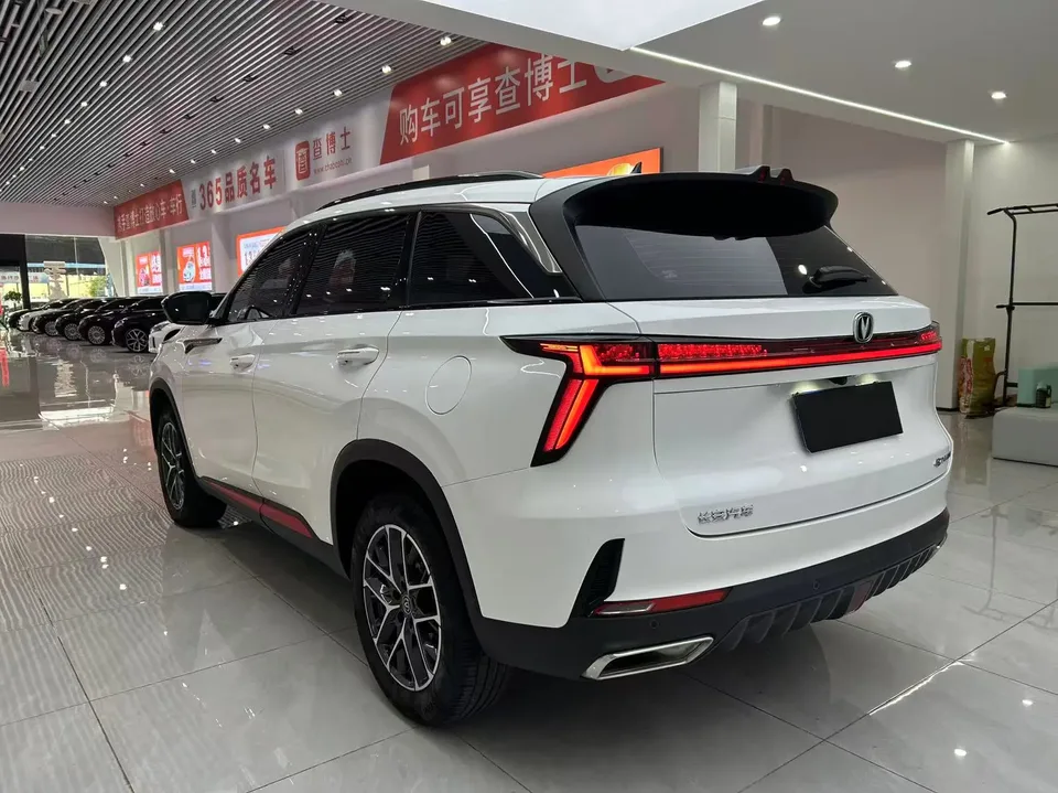 Changan CS75PLUS second generation 1.5T automatic exclusive model 2022 — миниатюра 2
