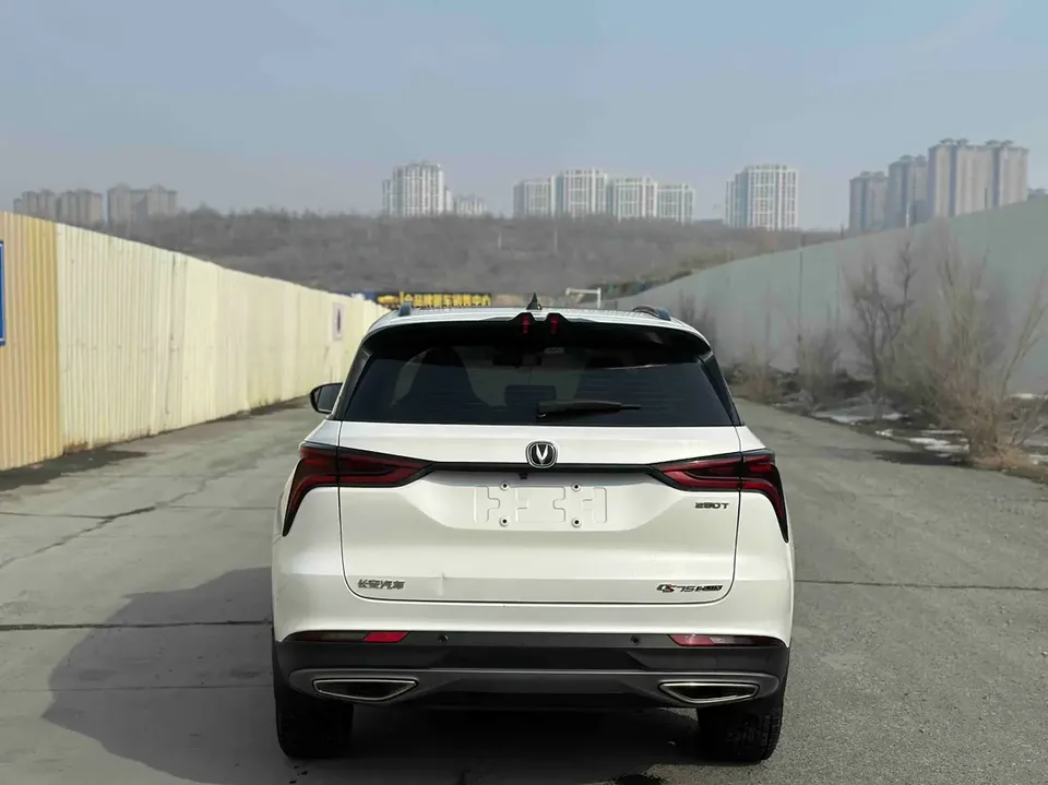 Changan CS75PLUS Second Generation 1.5T Automatic Luxury Edition 2022 — миниатюра 2