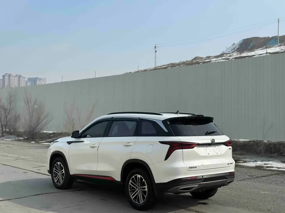 Changan CS75PLUS Second Generation 1.5T Automatic Luxury Edition 2022 — миниатюра 4