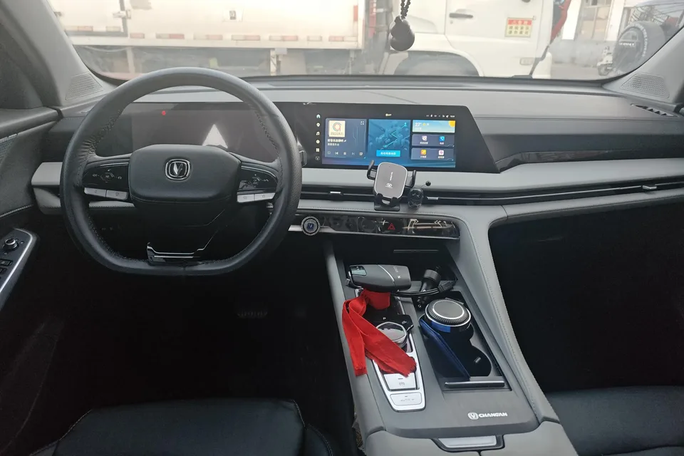 Changan CS75PLUS third generation champion version 1.5T automatic intelligent driving dynamic navigation model 2025 — миниатюра 5