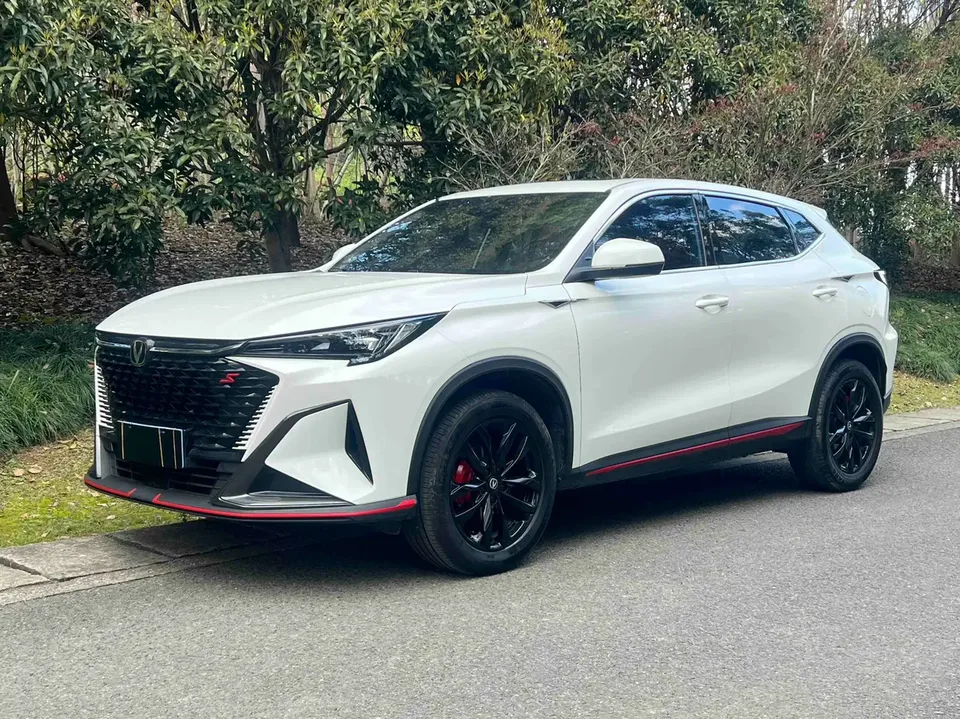 Changan X5 Plus Changan X5 PLUS 2025 1.5T DCT High Energy Edition 2025 — photo 1, buy with delivery to Moscow