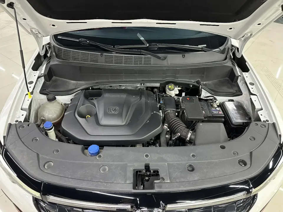 Changan CS35 Plus Changan CS35 PLUS 2023 Enjoyable Edition Blue Whale NE 1.4T DCT Premium Edition 2023 — thumbnail 3