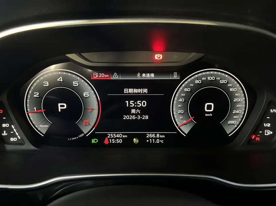 Audi Q3 Audi Q3 2022 35 TFSI Fashionable and Dynamic 2022 — миниатюра 5