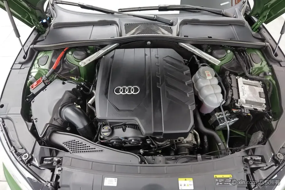 Audi A5 Audi A5 2023 Coupe 40 TFSI Stylish and Dynamic 2023 — thumbnail 2