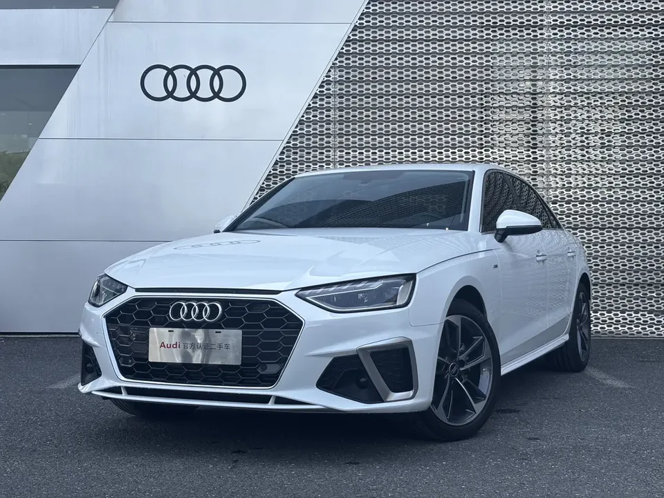 Audi a4 l 2024