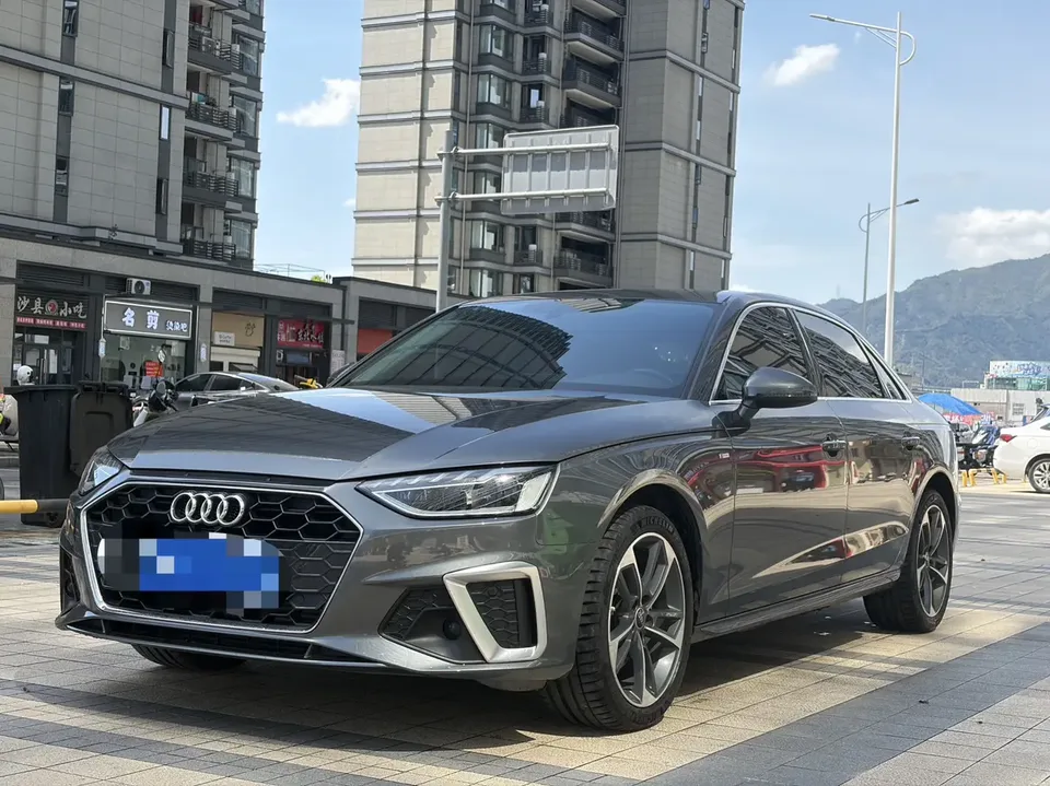 Audi a4 l 2022