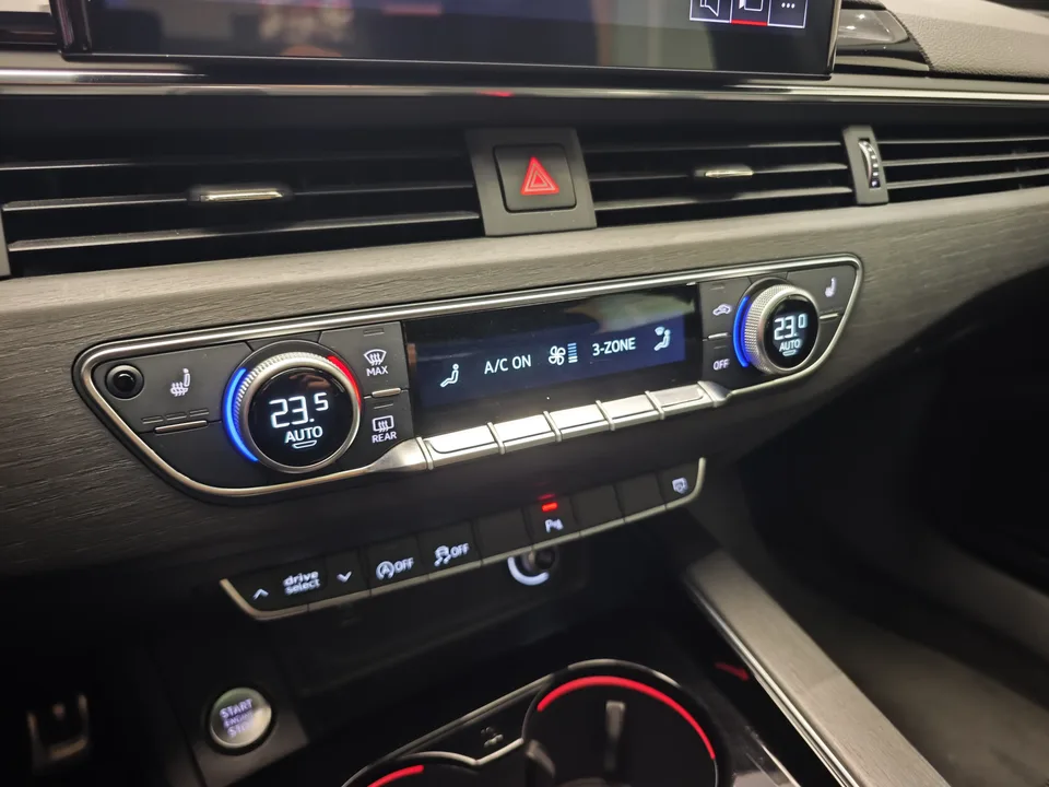 Audi a4 l Audi A4L 2024 40 TFSI luxury and dynamic model 2024 — миниатюра 2