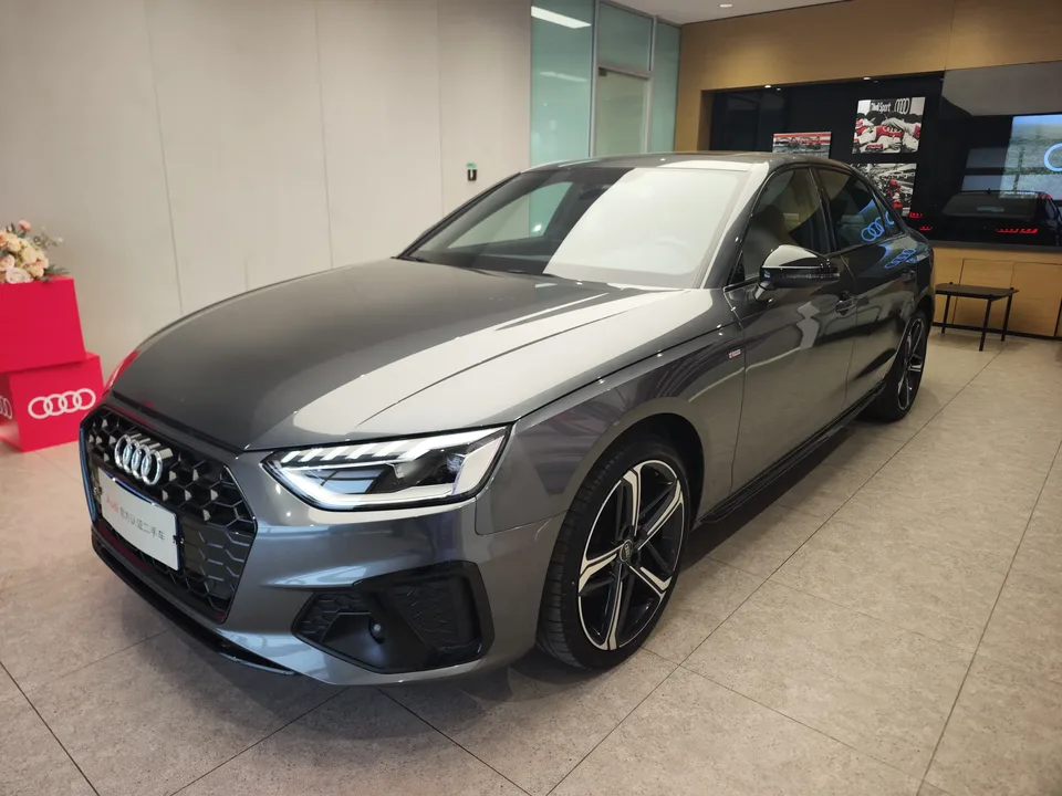 Audi a4 l 2024