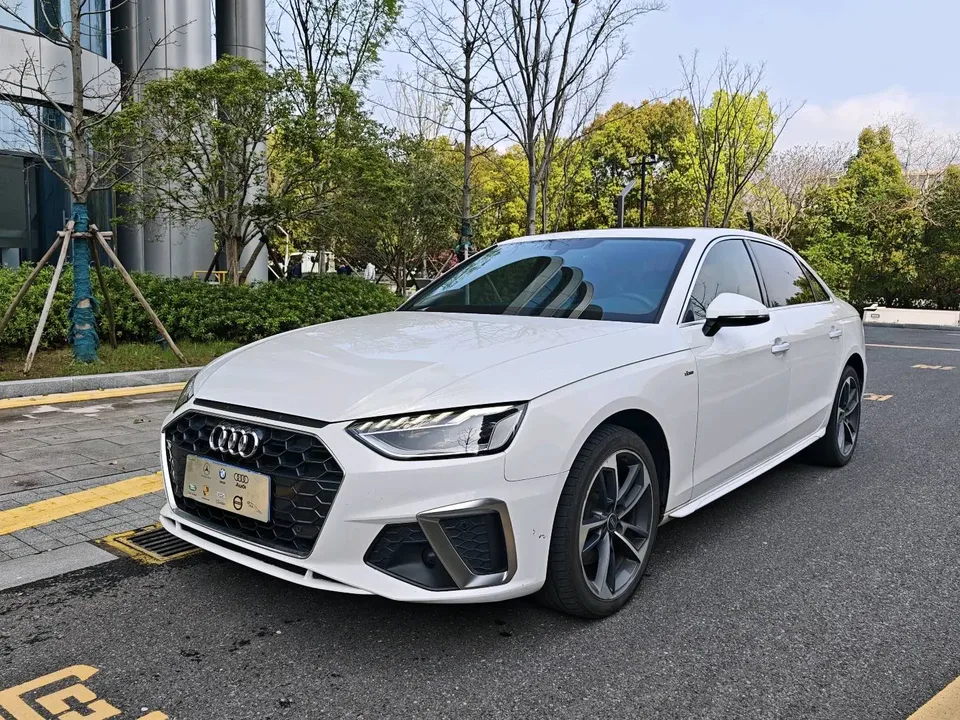 Audi a4 l 2022