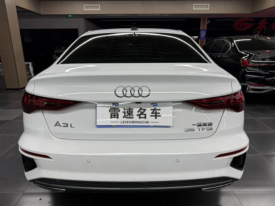 Audi A3 facelift A3L Limousine 35 TFSI stylish and sporty 2023 — миниатюра 2
