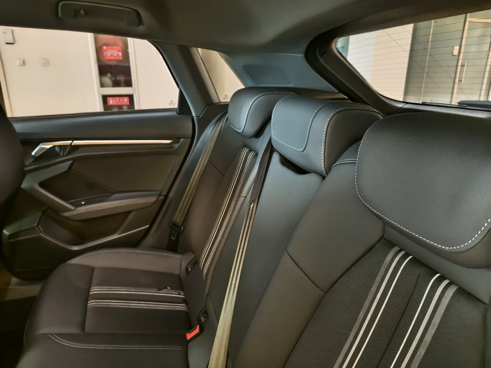 Audi A3 Audi A3 2024 Sportback 35 TFSI stylish and sporty 2024 — миниатюра 5