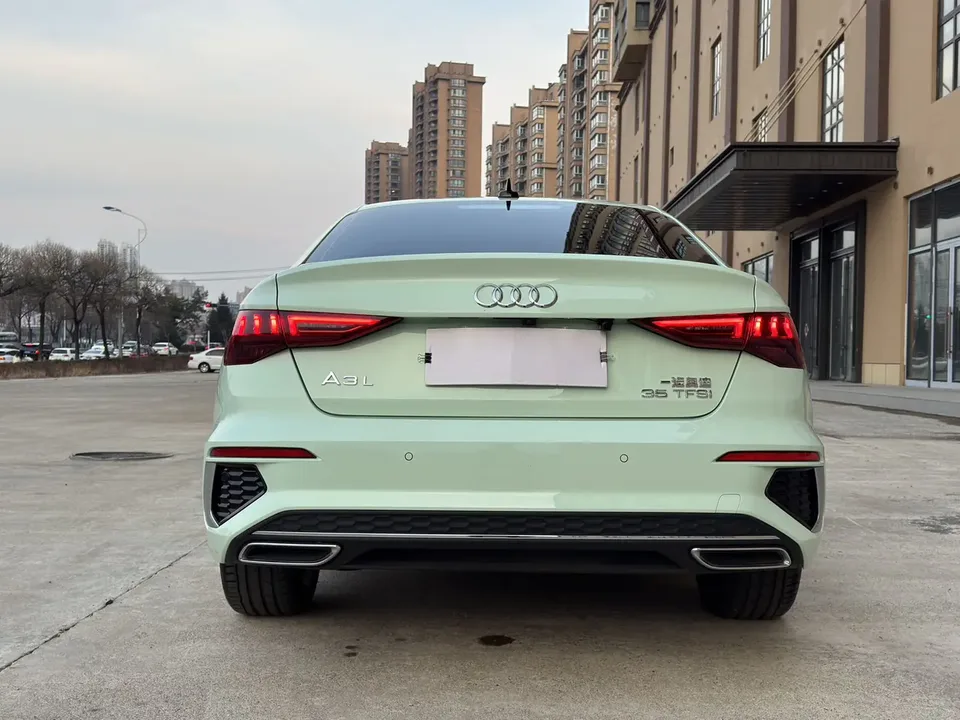 Audi A3 A3 2023 facelift A3L Limousine 35 TFSI stylish and sporty 2023 — thumbnail 2