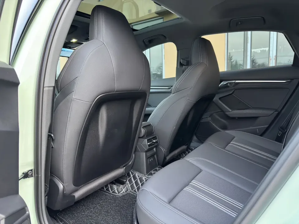 Audi A3 A3 2023 facelift A3L Limousine 35 TFSI stylish and sporty 2023 — thumbnail 5