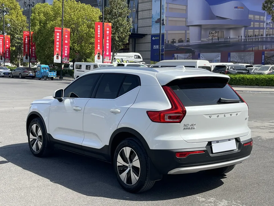 Volvo XC40 Volvo XC40 2023 B3 Zhiyuan Luxury Edition 2022 — миниатюра 5