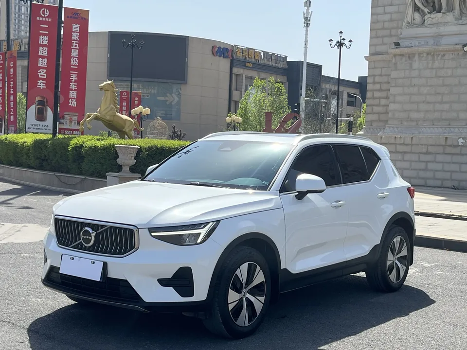 Volvo XC40 2022