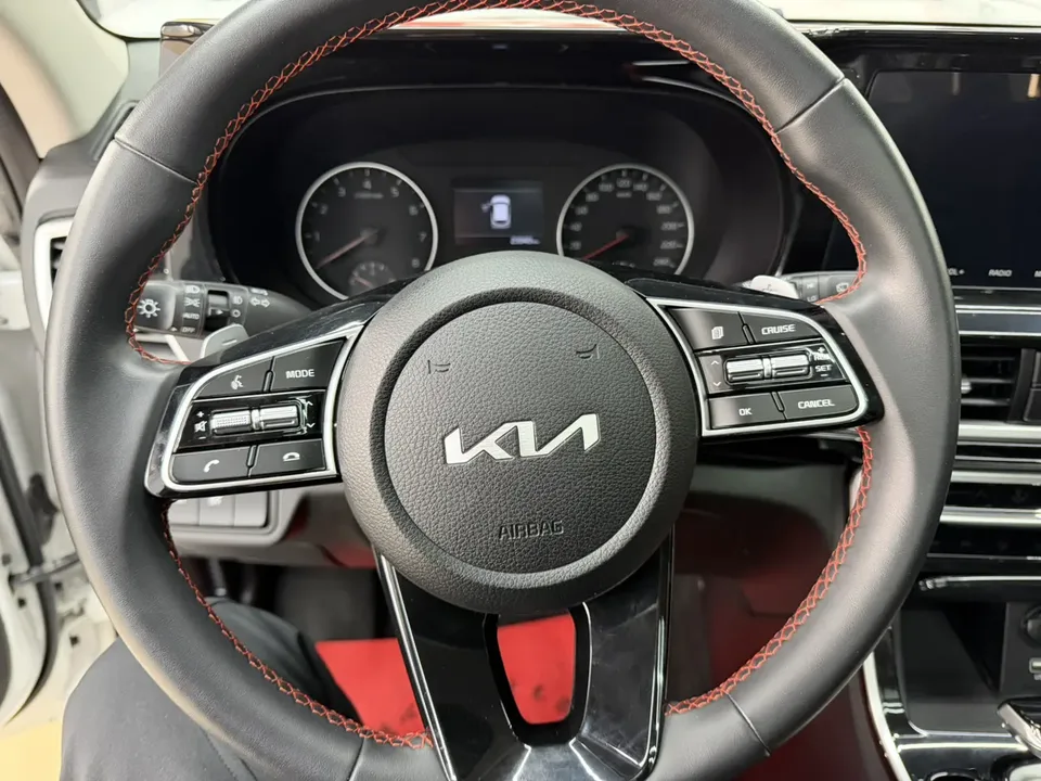 Kia Run proudly Run proudly 2021 1.5L CVT Trend Edition 2022 — thumbnail 4