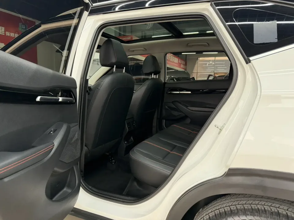 Kia Run proudly Run proudly 2021 1.5L CVT Trend Edition 2022 — thumbnail 5