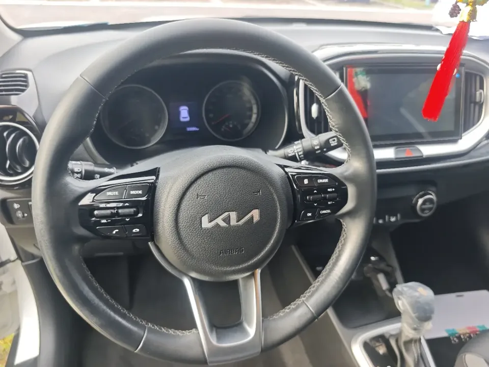 Kia KX1 Yipao 2021 Yipao facelift 1.4L CVT Fun Edition 2023 — миниатюра 3