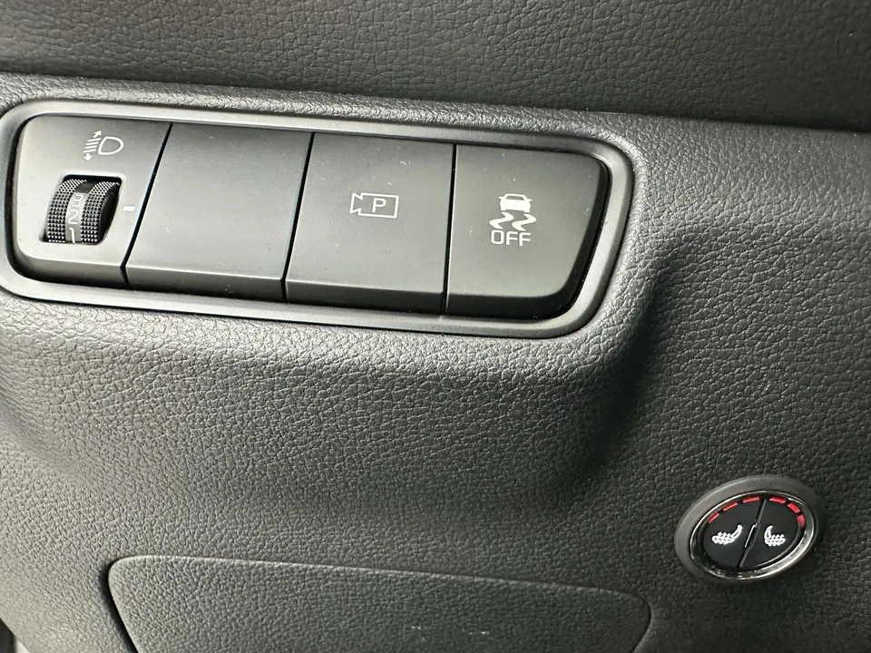 Kia K3 1.5L IVT Deluxe Edition 2023 — миниатюра 4