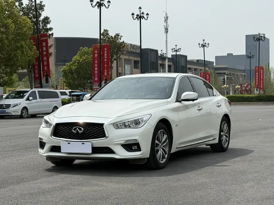 Infiniti Q50L Infiniti Q50L 2021 2.0T Comfort Edition 2022 — photo 1, buy with delivery to Moscow
