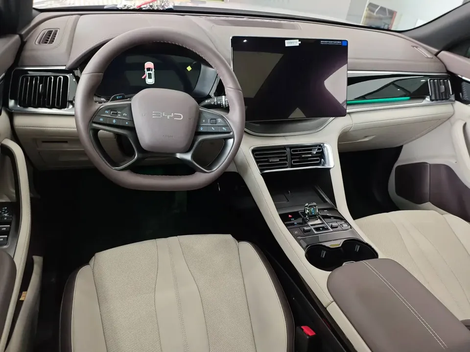 BYD Song PLUS EV Song PLUS EV 2025 520KM Luxury Edition 2025 — миниатюра 2
