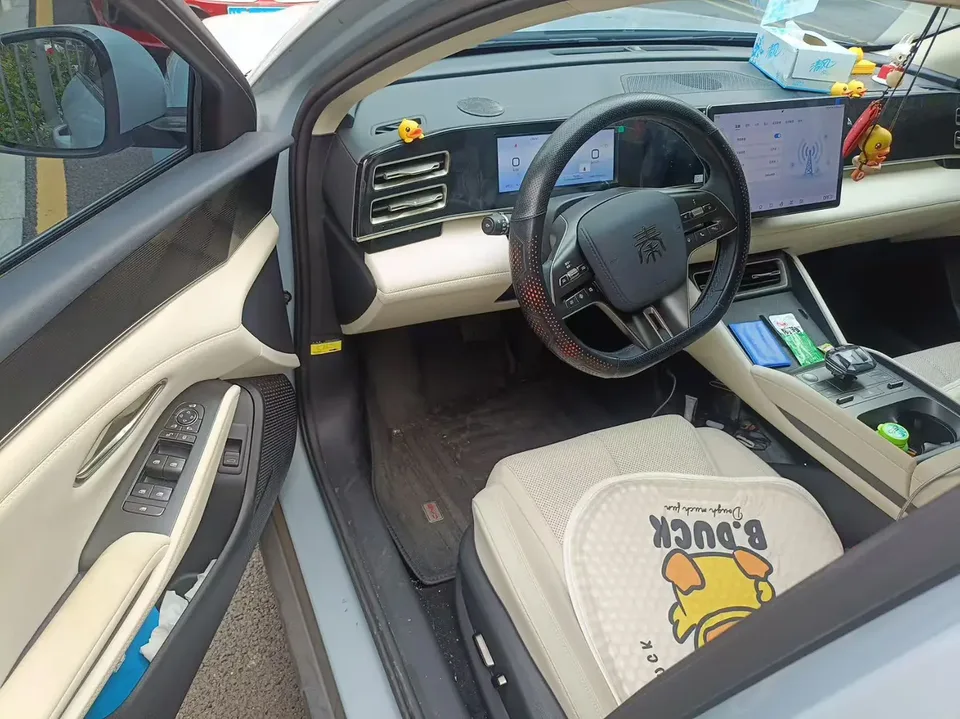 BYD Qin L DM DM-i 120KM Beyond Edition 2024 — миниатюра 3