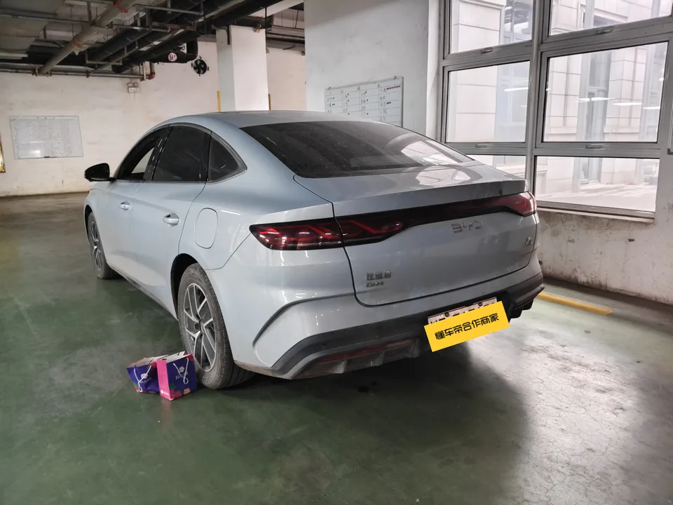 BYD Qin L DM DM-i 120KM Beyond Edition 2024 — миниатюра 2