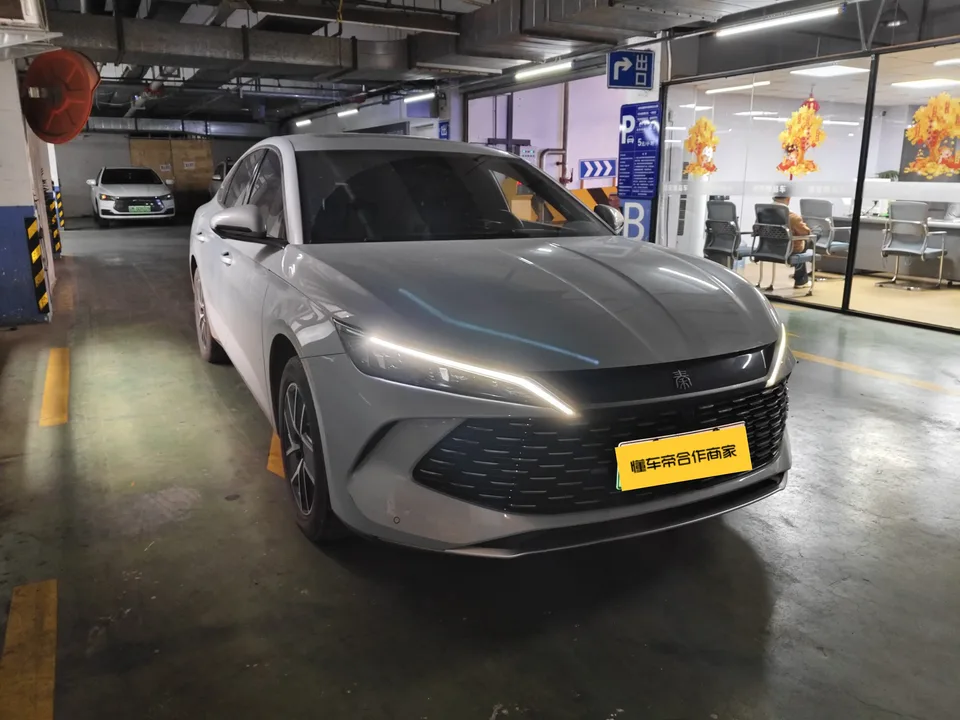 BYD Qin L DM DM-i 120KM Beyond Edition 2024 — миниатюра 3