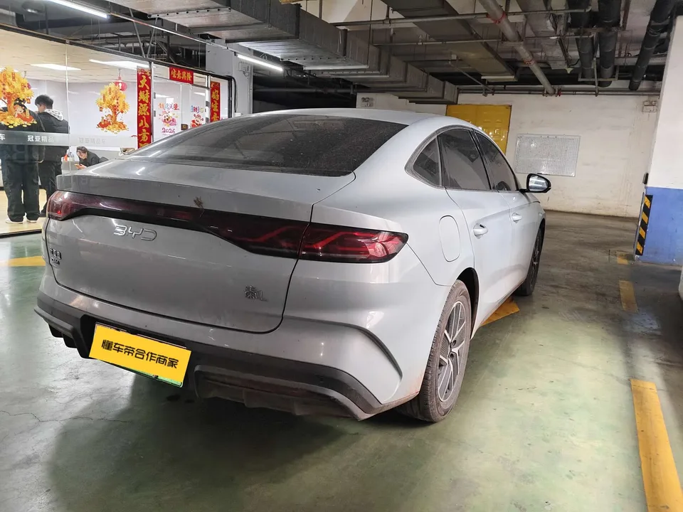 BYD Qin L DM DM-i 120KM Beyond Edition 2024 — миниатюра 4