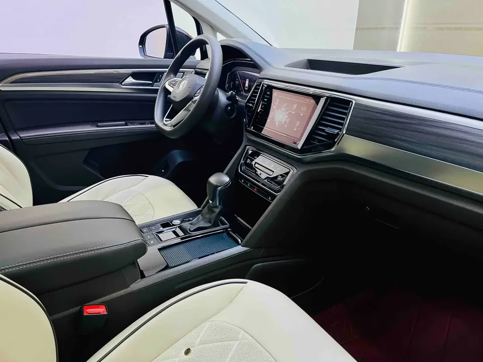 Volkswagen Weiran Weiran 2020 330TSI Business Edition 2022 — thumbnail 4