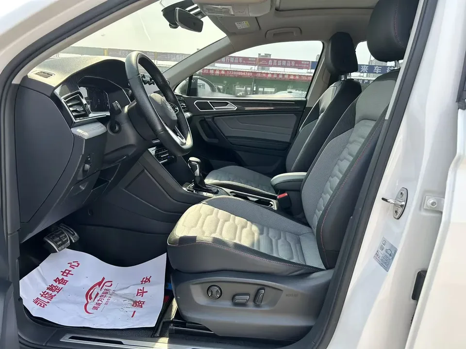 Volkswagen TiguanX Tiguan X 2022 330TSI flagship version 2022 — миниатюра 5