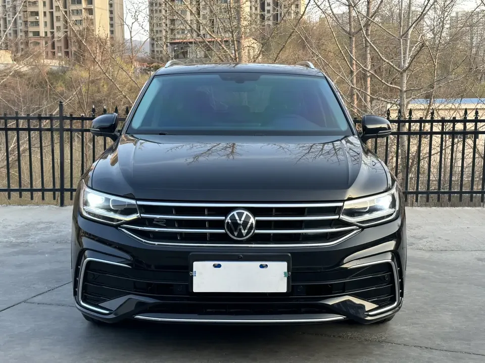 Volkswagen Tiguan L 2022
