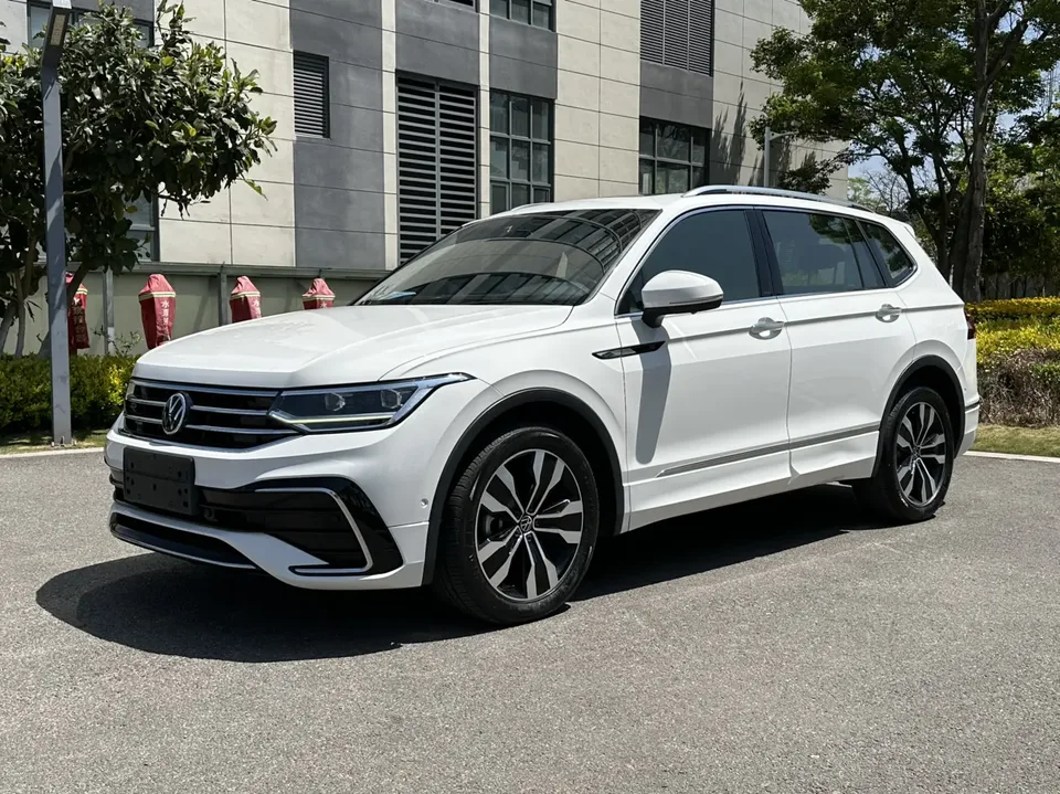 Volkswagen Tiguan L 2022