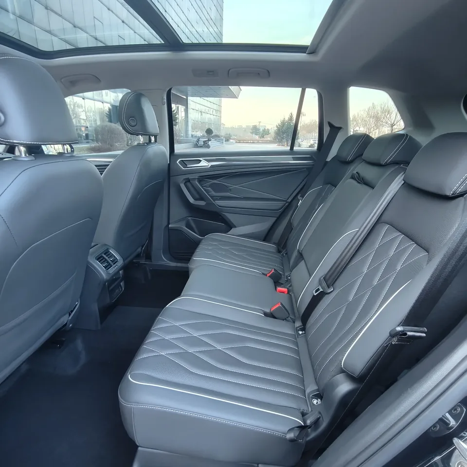 Volkswagen Tiguan L Tiguan L 2023 280TSI Chaochuang Limited Edition 2023 — миниатюра 3