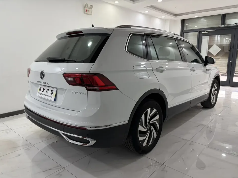 Volkswagen Tiguan L Tiguan L 2023 280TSI Limited Edition 2022 — thumbnail 2