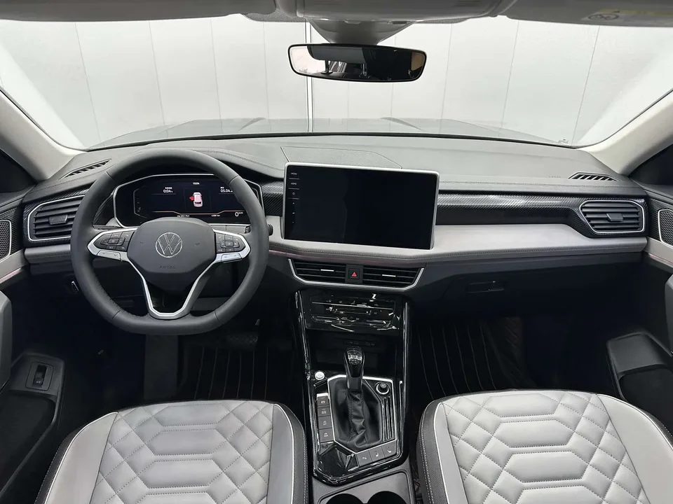 Volkswagen Tayron Tanyue 2023 280TSI 2WD Luxury Plus Advanced Edition 2023 — миниатюра 4