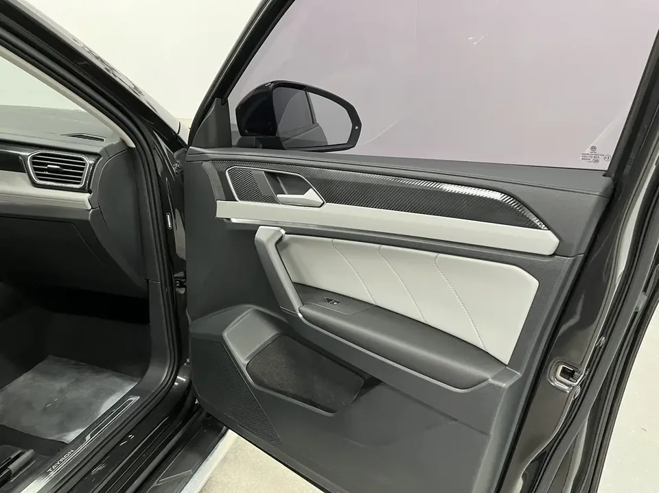 Volkswagen Tayron Tanyue 2023 280TSI 2WD Luxury Plus Advanced Edition 2023 — миниатюра 3