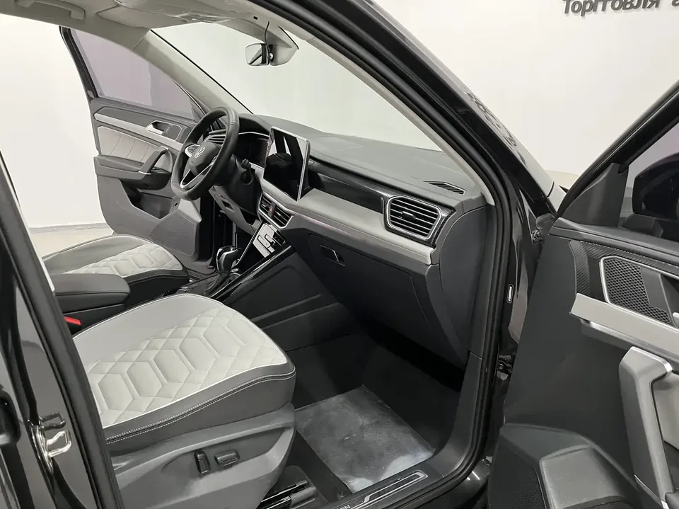 Volkswagen Tayron Tanyue 2023 280TSI 2WD Luxury Plus Advanced Edition 2023 — миниатюра 4