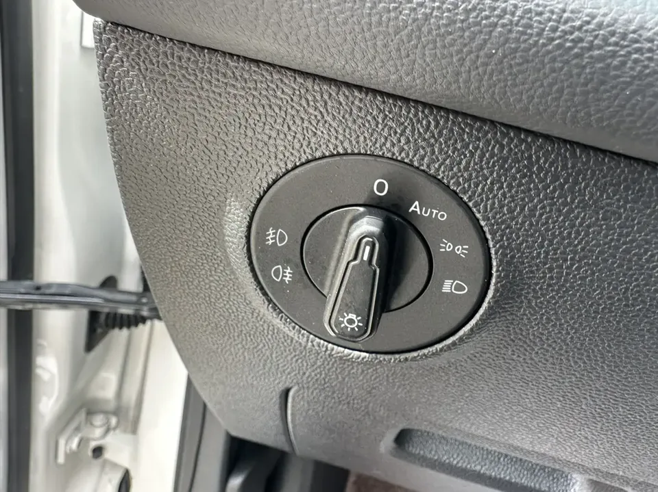 Volkswagen Tharu 280TSI 2WD Luxury Edition 2023 — миниатюра 4