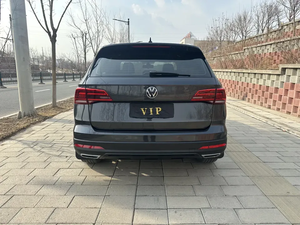 Volkswagen Tharu 280TSI 2WD Luxury Edition 2022 — миниатюра 5