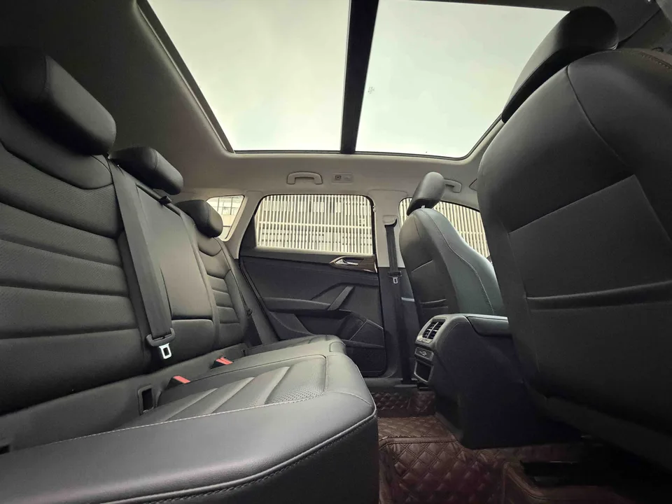 Volkswagen Tharu 280TSI 2WD Luxury Edition 2022 — миниатюра 5