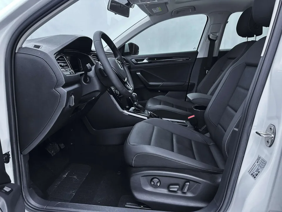 Volkswagen T-Roc Tange 280TSI DSG two-wheel drive comfort PLUS 2022 — миниатюра 4