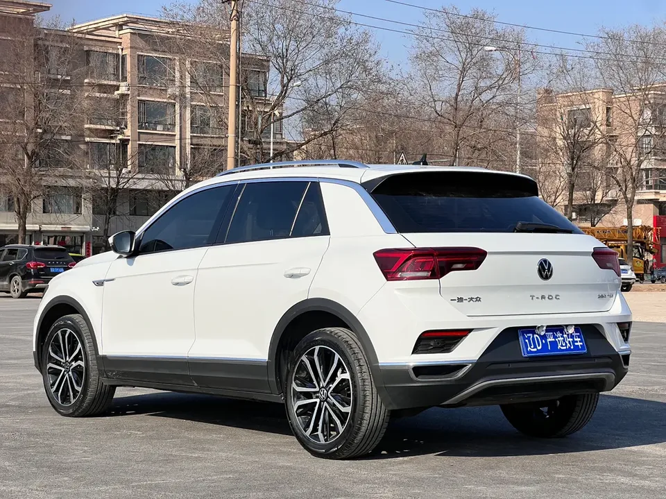 Volkswagen T-Roc Tange 280TSI DSG two-wheel drive comfort PLUS 2023 — миниатюра 4