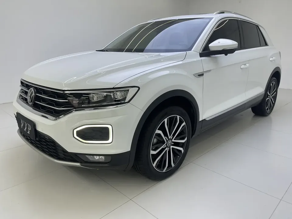 Volkswagen T-Roc TANG 2022 280TSI DSG 2WD Comfort PLUS 2023 — photo 1, buy with delivery to Moscow