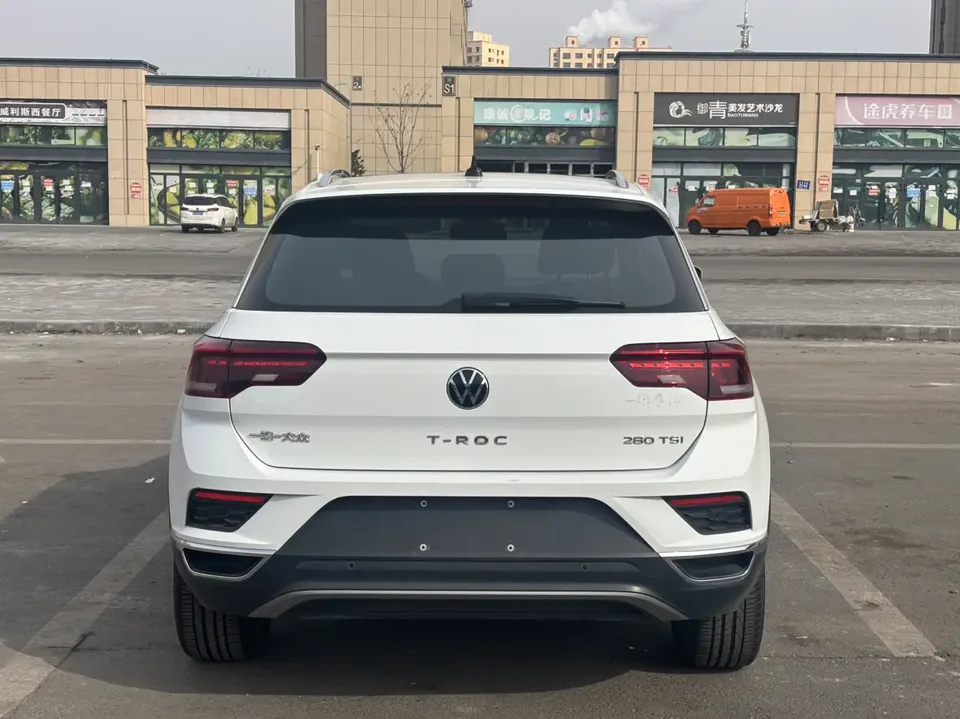 Volkswagen T-Roc T-Roc 2021 2021 Tangeu 280TSI DSG Two-Wheel Drive Elite Smart Edition 2022 — thumbnail 2