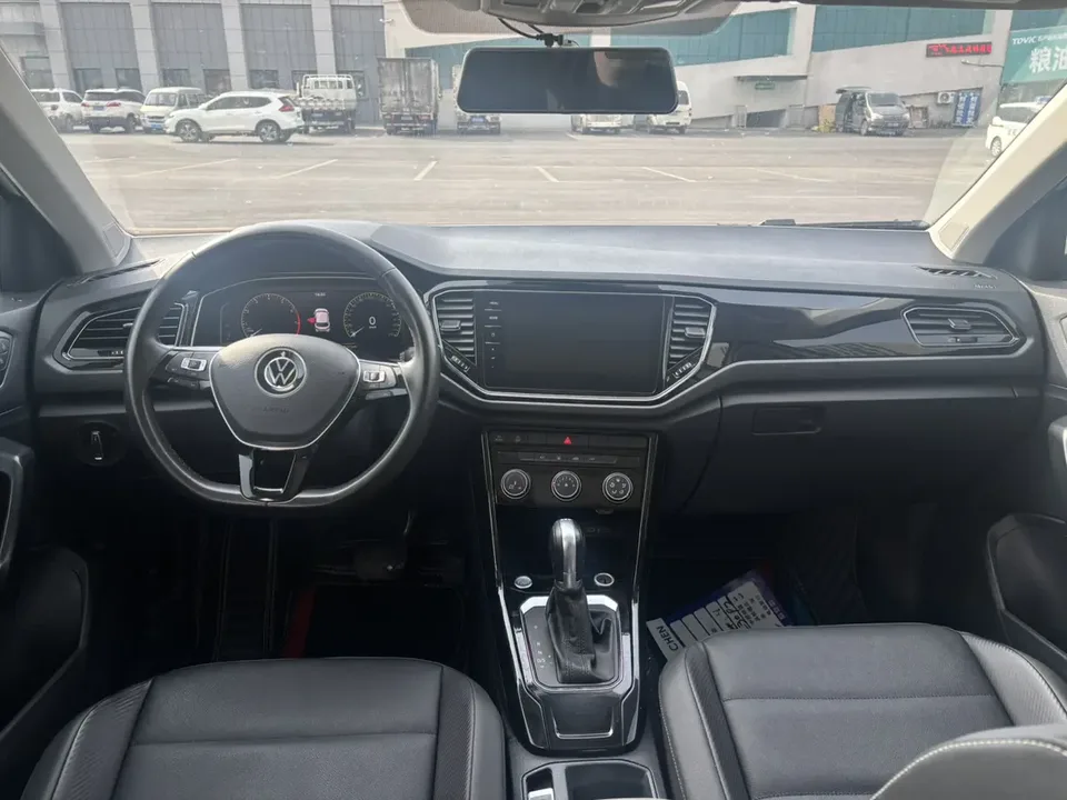 Volkswagen T-Roc T-Roc 2021 2021 Tangeu 280TSI DSG Two-Wheel Drive Elite Smart Edition 2022 — thumbnail 5