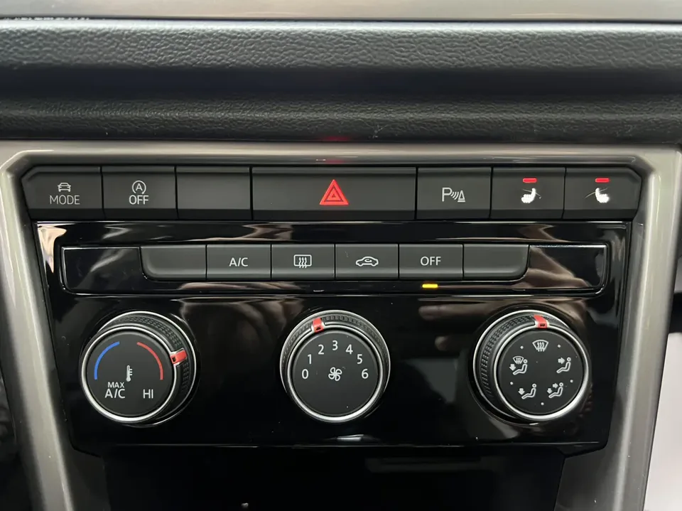 Volkswagen T-Roc Tanyue 280TSI DSG 2WD Elite PLUS 2022 — миниатюра 3